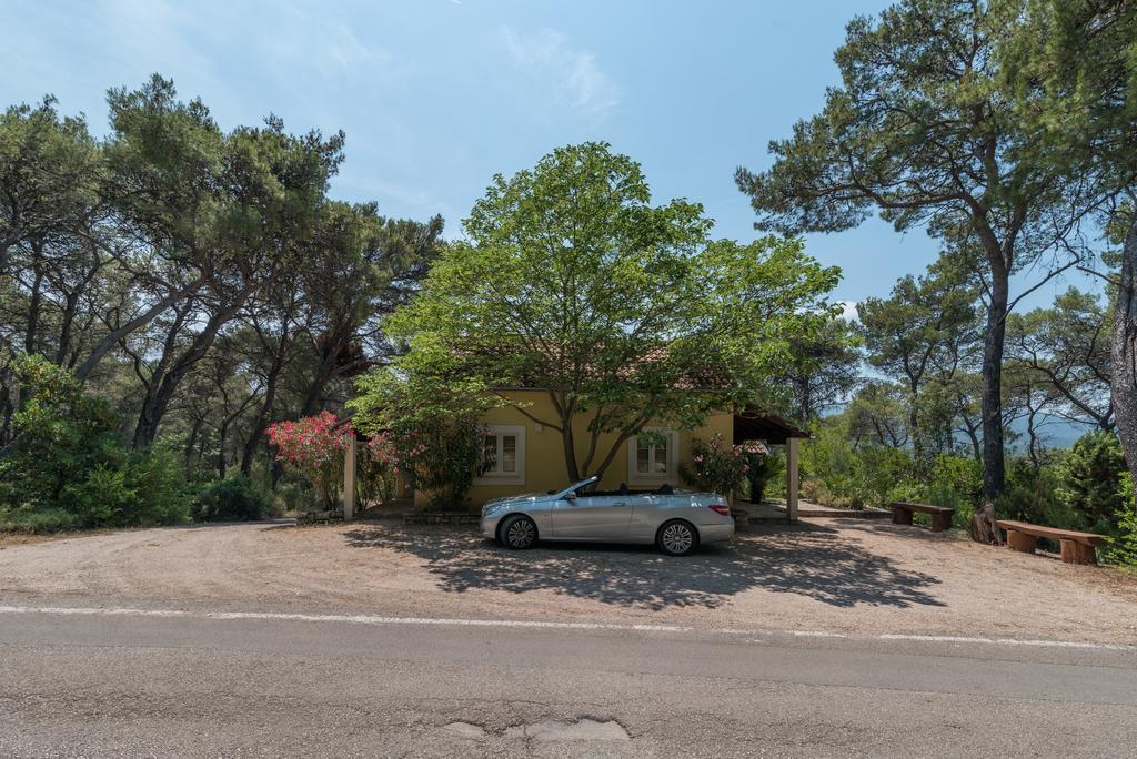 Villas Oleandri Vrboska Extérieur photo