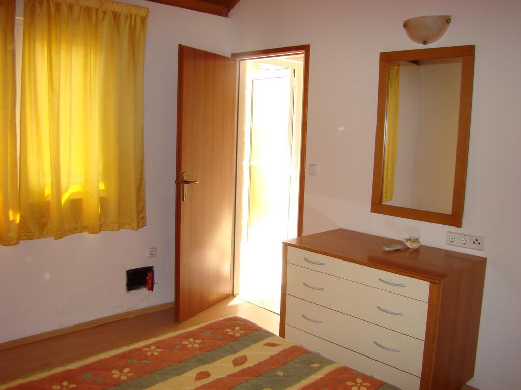 Villas Oleandri Vrboska Extérieur photo